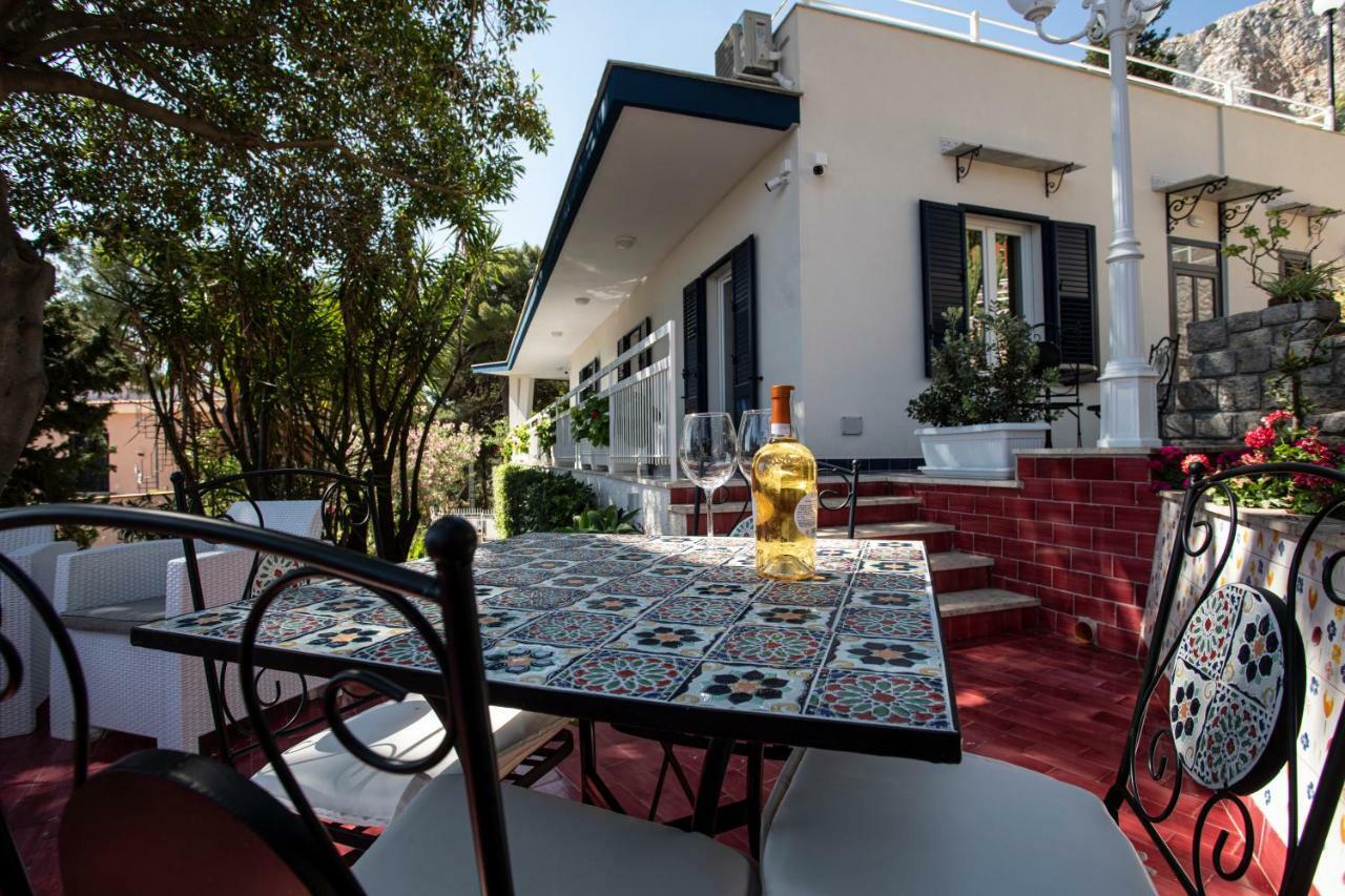 Villa Aurora Mondello Addaura Exterior foto